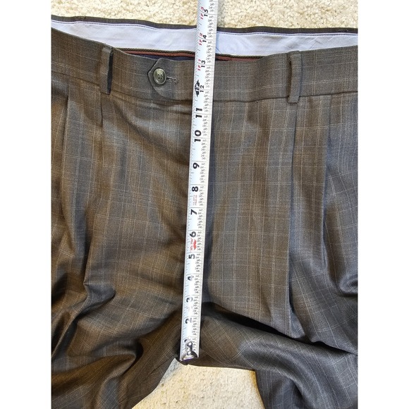 Roundtree & Yorke Men's Dress Pants 38x30 Gray Windowpane Pleated Cuffed Hem - Picture 8 of 9